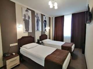 Гостиница Арт Отель Белгород Улучшенный двух местный номер с одной кроватью-9